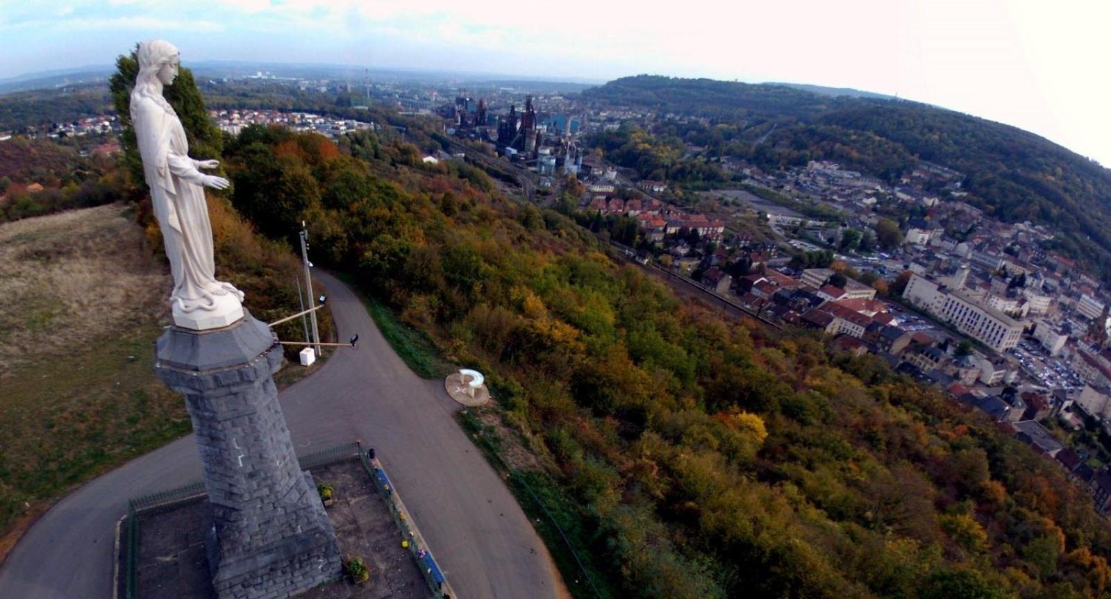 V4 - Chambre Double - 5 Minutes Du Luxembourg Apartman Villerupt Kültér fotó