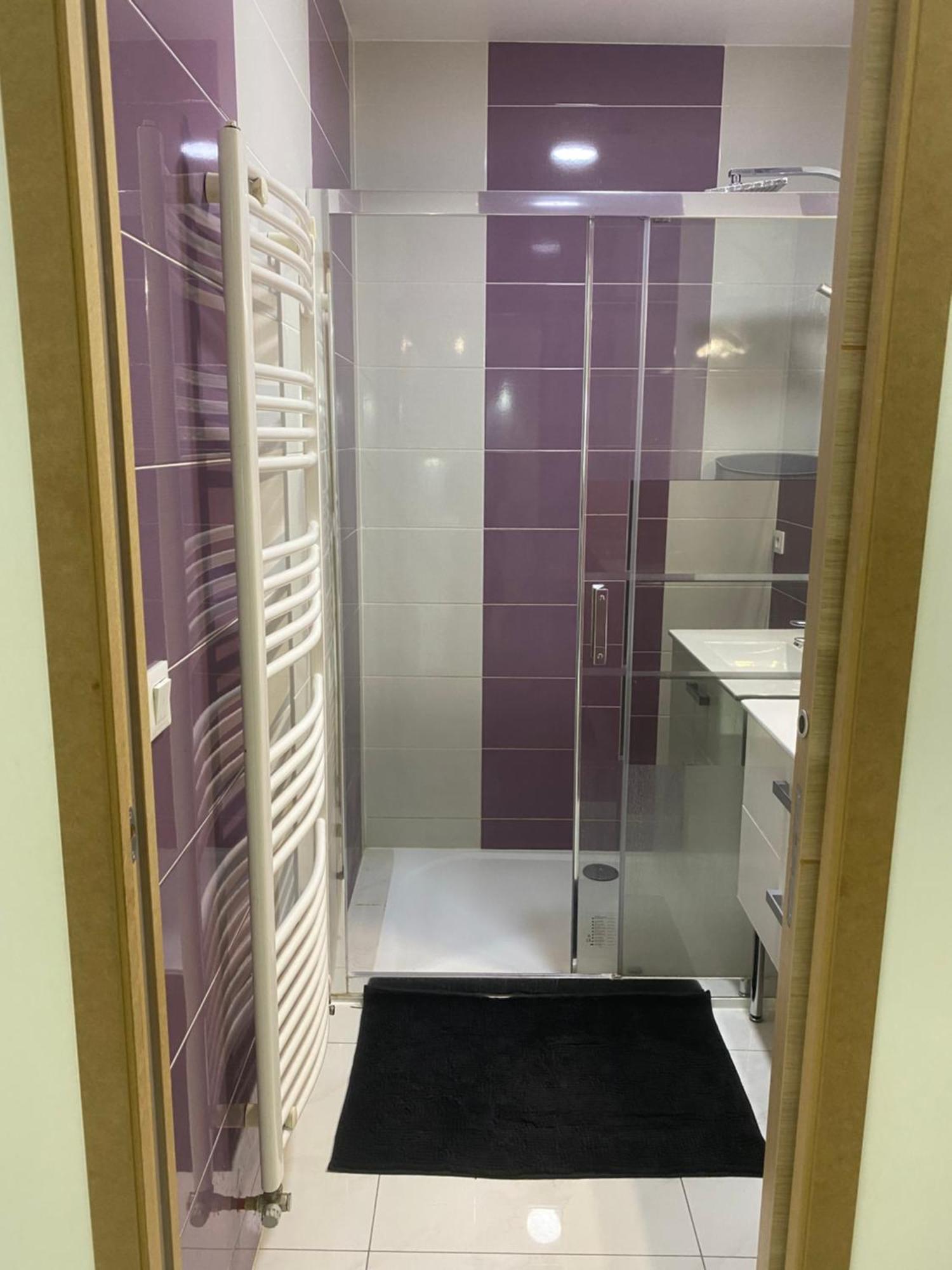 V4 - Chambre Double - 5 Minutes Du Luxembourg Apartman Villerupt Kültér fotó